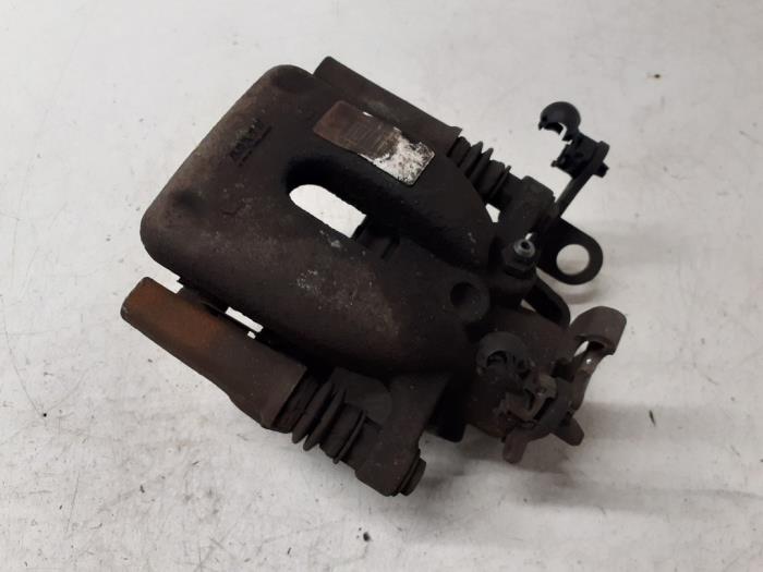 Gebrauchte Bremszange links hinten Peugeot Partner (GC/GF/GG/GJ/GK) 1.6 HDI 90 Preis € 60,50 Mit Mehrwertsteuer angeboten von Autodemontage van de Laar