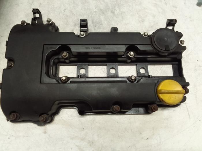 Gebrauchte Ventildeckel Opel Corsa D 1.2 ecoFLEX Preis € 90,00 Margenregelung angeboten von Autodemontage van de Laar