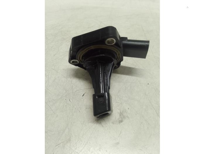 Ölstandsensor van een Skoda Roomster (5J) 1.2 TDI 12V 2011