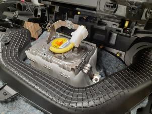 Used Airbag set + dashboard Toyota Aygo (B40) 1.0 12V VVT-i Price on request offered by Autodemontage van de Laar