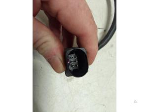 Sonde lambda d'un Opel Combo 1.6 CDTI 16V 2014