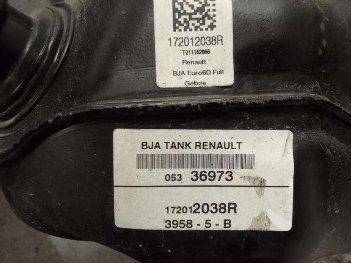 Krafstofftank van een Renault Clio V (RJAB) 1.0 TCe 90 12V 2021