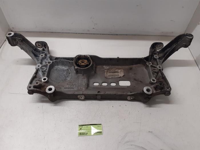 Used Subframe Volkswagen Tiguan (5N1/2) 2.0 TSI 16V 4Motion Price € 125,00 Margin scheme offered by Autodemontage van de Laar
