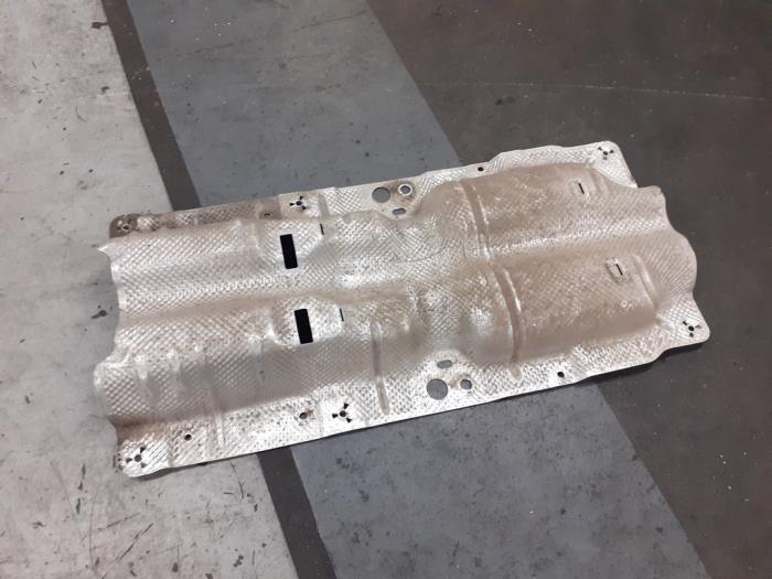 Exhaust heat shield Volkswagen Tiguan 2.0 TFSI 16V 4Motion 5N0521441 CAWA