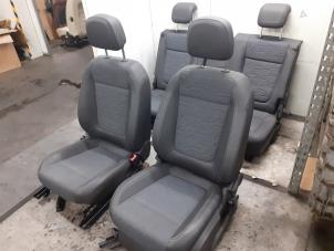 Begagnade Klädsel, uppsättning (komplett) Opel Meriva 1.7 CDTI 16V Pris € 500,00 Marginaltabell erbjuds av Autodemontage van de Laar