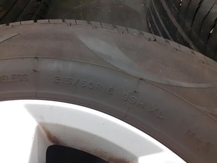 Sport rims set + tires Volkswagen Passat Variant 1.6 TDI 16V