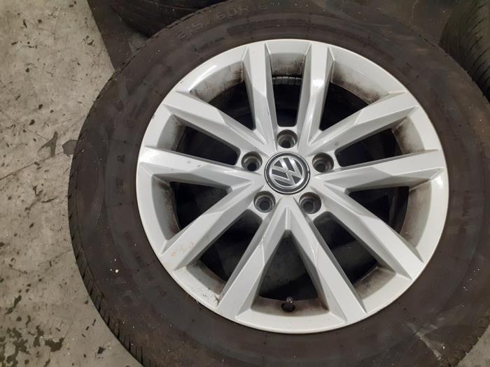 Sport rims set + tires Volkswagen Passat Variant 1.6 TDI 16V ...