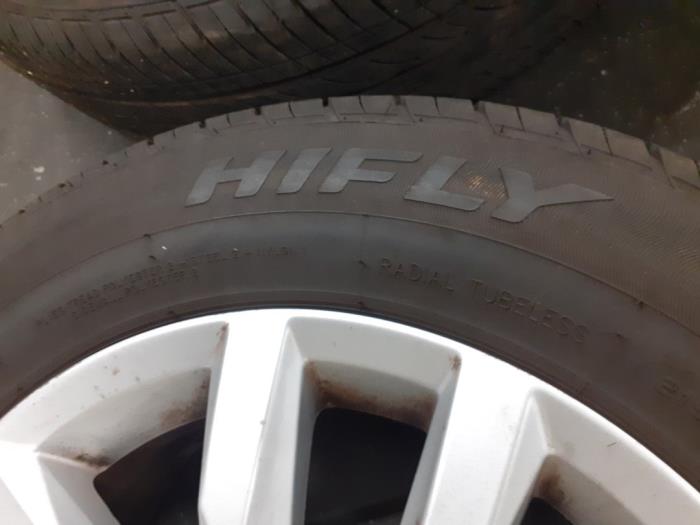 Sport rims set + tires Volkswagen Passat Variant 1.6 TDI 16V