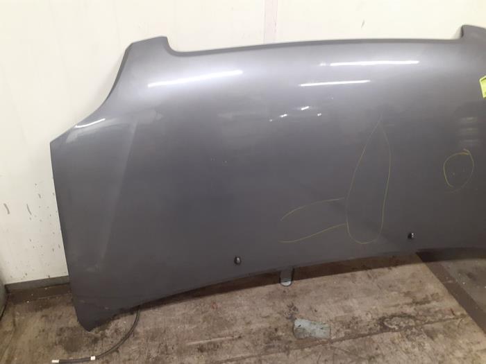 Używane Maska Opel Agila (A) 1.2 16V Twin Port Cena € 100,00 Procedura marży oferowane przez Autodemontage van de Laar