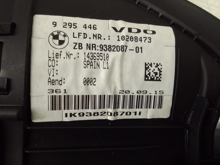 Tacho - Kombiinstrument KM van een BMW X1 (F48) sDrive 18d 2.0 16V 2015
