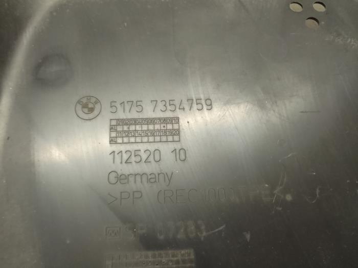 Bash plate from a BMW X1 (F48) sDrive 18d 2.0 16V 2015