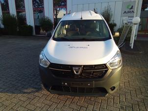 Gebrauchte Windschutzscheibe Dacia Dokker (0S) 1.5 dCi, Blue dCi 75 Preis € 125,00 Margenregelung angeboten von Autodemontage van de Laar