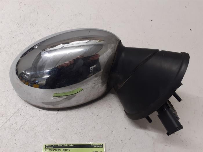 Wing mirror, right from a MINI Mini One/Cooper (R50) 1.4 D One 2005