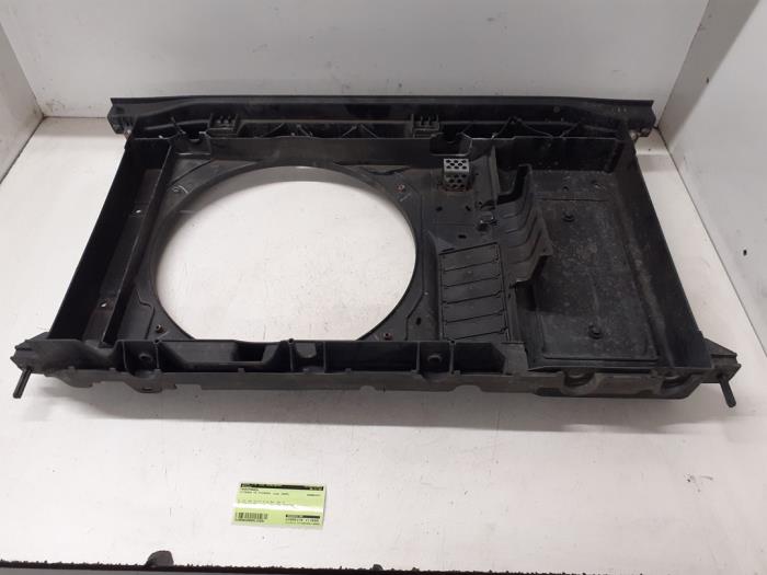 Begagnade Front Citroen C4 Picasso (UD/UE/UF) 1.6 16V VTi 120 Pris € 70,00 Marginaltabell erbjuds av Autodemontage van de Laar