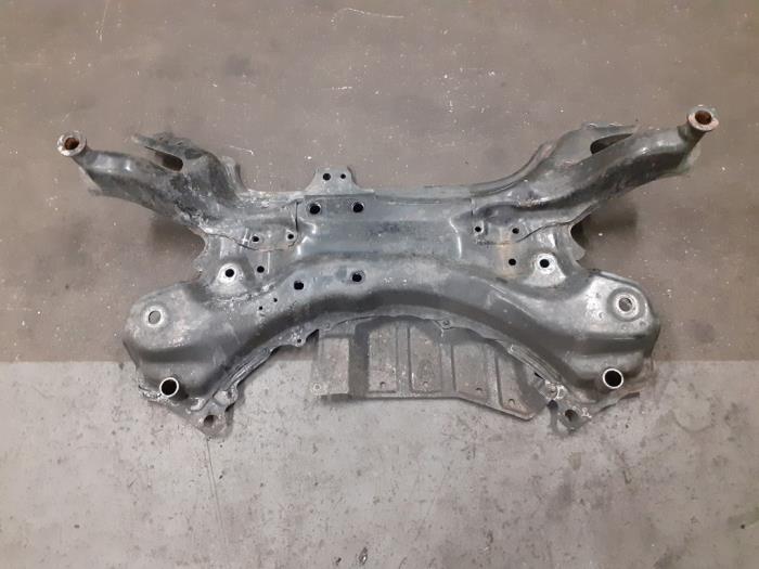 Used Subframe Toyota RAV4 (A4) 2.0 16V VVT-i 4x4 Price € 150,00 Margin scheme offered by Autodemontage van de Laar