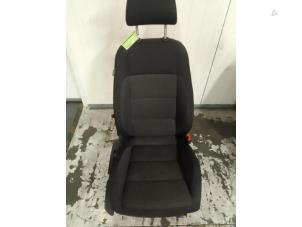 Used Seat, right Volkswagen Golf VI (5K1) 1.4 TSI 160 16V Price € 150,00 Margin scheme offered by Autodemontage van de Laar