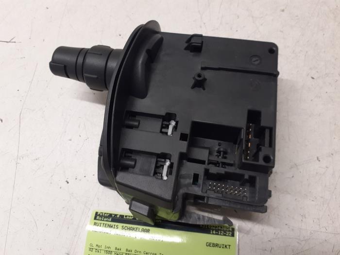 Wiper switch from a Renault Kangoo Express (FW) 1.5 dCi 90 FAP 2015