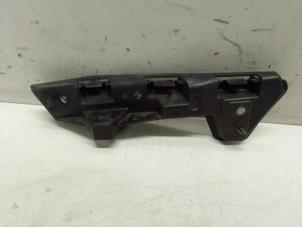 Used Front bumper bracket, left Renault Master IV (MA/MB/MC/MD/MH/MF/MG/MH) 2.3 dCi 16V RWD Price € 30,25 Inclusive VAT offered by Autodemontage van de Laar