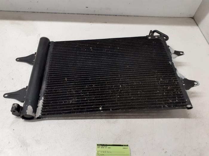 Usagé Radiateur clim Seat Ibiza III (6L1) 1.4 16V 100 Prix € 70,00 Règlement à la marge proposé par Autodemontage van de Laar