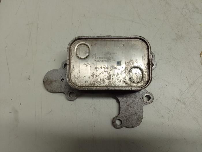Gebrauchte Ölkühler Peugeot 2008 (CU) 1.2 12V e-THP PureTech 110 Preis € 40,00 Margenregelung angeboten von Autodemontage van de Laar