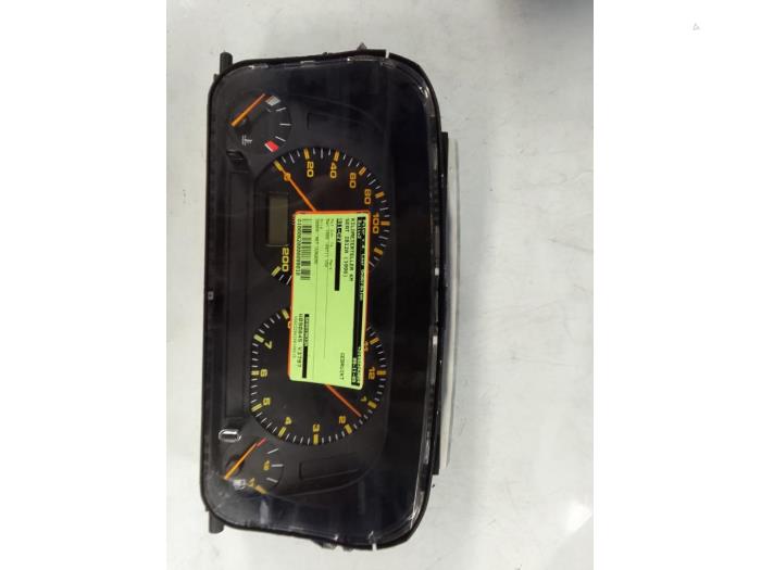 Cuentakilómetros de un Seat Ibiza II (6K1) 1.0 E,S,SE 1998