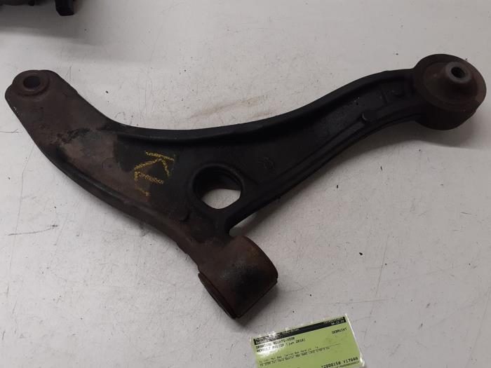 Front wishbone, right from a Renault Master IV (MA/MB/MC/MD/MH/MF/MG/MH) 2.3 dCi 16V RWD 2018