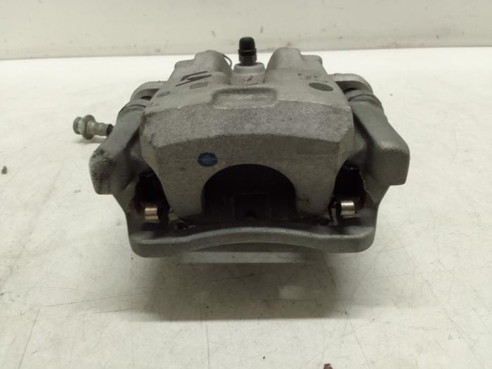 Gebrauchte Bremszange links hinten Suzuki SX4 S-Cross (JY) 1.4 Booster Jet Turbo 16V SHVS Preis € 60,00 Margenregelung angeboten von Autodemontage van de Laar
