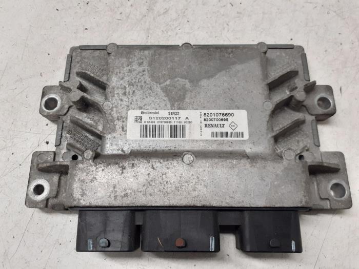 Used Engine management computer Renault Twingo II (CN) 1.2 16V Price € 100,00 Margin scheme offered by Autodemontage van de Laar