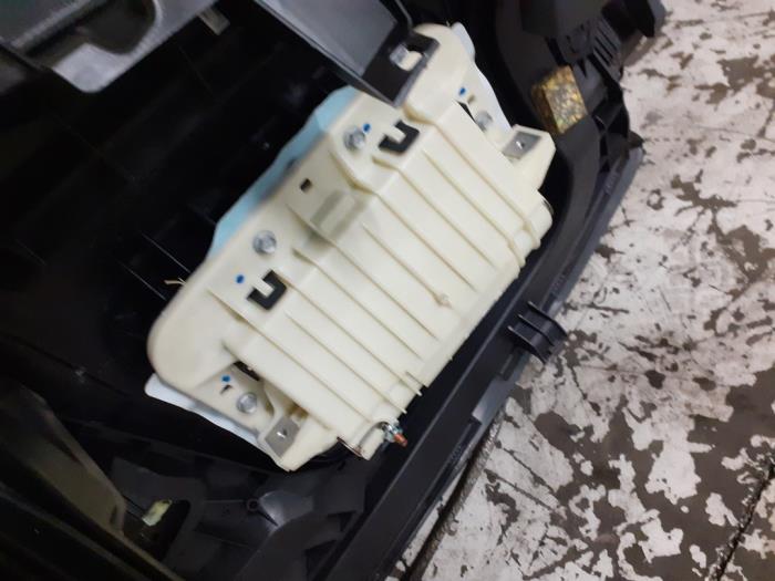 Airbag set + dashboard van een Renault Megane III Grandtour (KZ) 1.2 16V TCE 115 2015