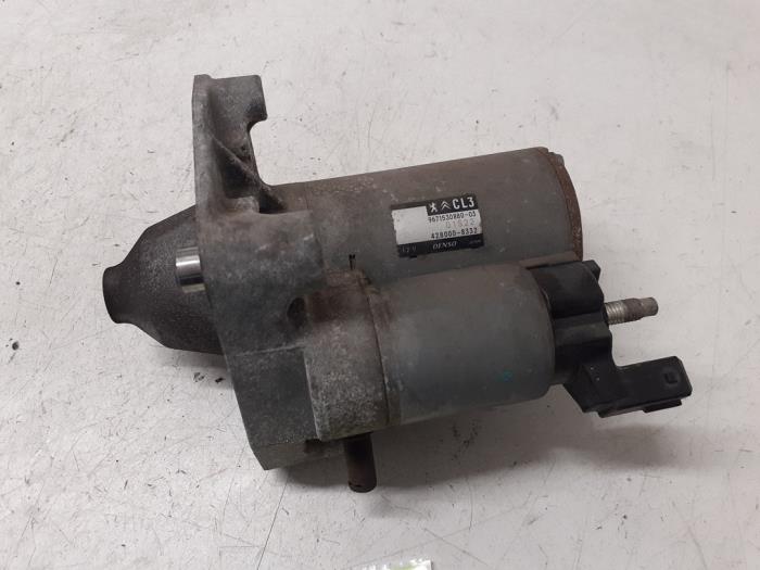 Begagnade Startmotor Peugeot 208 I (CA/CC/CK/CL) 1.0 Vti 12V PureTech Pris € 40,00 Marginaltabell erbjuds av Autodemontage van de Laar