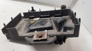 Used Battery box Seat Ibiza IV SC (6J1) 1.2 12V Price on request offered by Autodemontage van de Laar