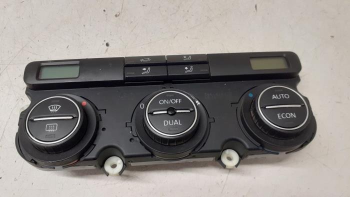 Heater control panel from a Volkswagen Golf Plus (5M1/1KP) 1.9 TDI 105 2007