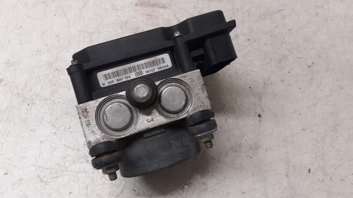 Usagé Bloc ABS Fiat Punto Evo (199) 1.3 JTD Multijet 85 16V Euro 5 Prix € 60,00 Règlement à la marge proposé par Autodemontage van de Laar