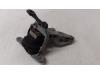 Engine mount from a Opel Vivaro, 2014 / 2019 1.6 CDTI BiTurbo 120, Delivery, Diesel, 1.598cc, 88kW (120pk), FWD, R9M450; R9MD4, 2014-06 / 2019-12 2017