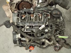 Motor van een Volkswagen Polo V (6R) 1.6 TDI 16V 90 2013