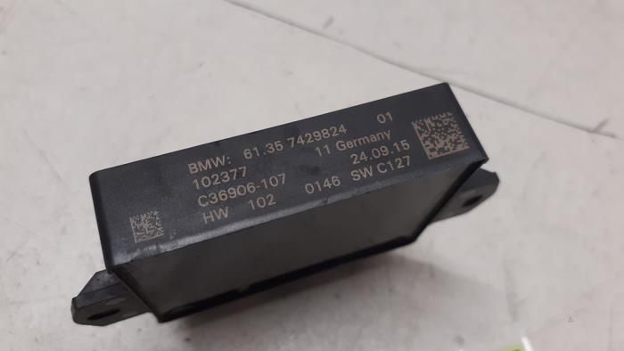 Module (miscellaneous) from a BMW 3 serie Touring (F31) 320d 2.0 16V EfficientDynamicsEdition 2015