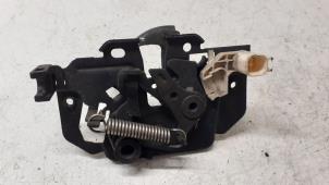 Used Bonnet lock mechanism Ford Fiesta 6 (JA8) 1.5 TDCi Price € 50,00 Margin scheme offered by Autodemontage van de Laar