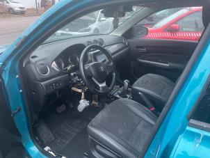 Usagé Kit + module airbag Suzuki Vitara (LY/MY) 1.4 S Turbo 16V Prix € 1.500,00 Règlement à la marge proposé par Autodemontage van de Laar