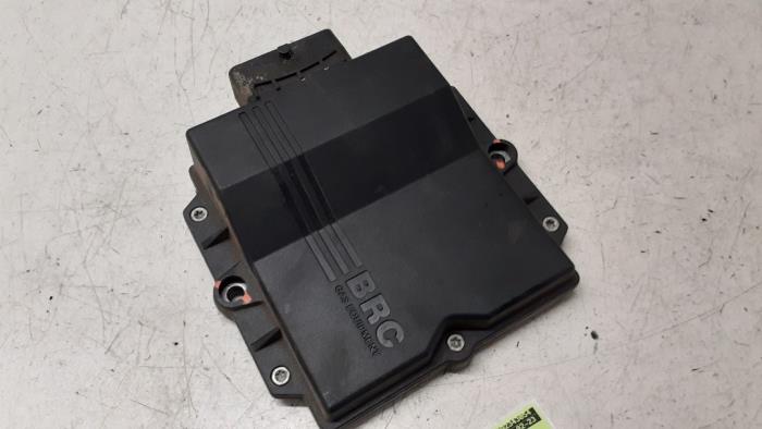 Usagé Moule LPG Chevrolet Spark (M300) 1.0 16V Bifuel Prix € 85,00 Règlement à la marge proposé par Autodemontage van de Laar