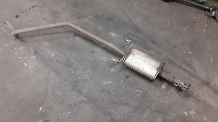 Exhaust middle silencer from a Chevrolet Spark (M300) 1.0 16V Bifuel 2011