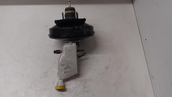 Usagé Servo frein Peugeot 2008 (CU) 1.2 Vti 12V PureTech 82 Prix € 60,00 Règlement à la marge proposé par Autodemontage van de Laar