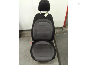 Usados Asiento izquierda Fiat Punto Evo (199) 1.3 JTD Multijet 85 16V Euro 5 Precio € 100,00 Norma de margen ofrecido por Autodemontage van de Laar