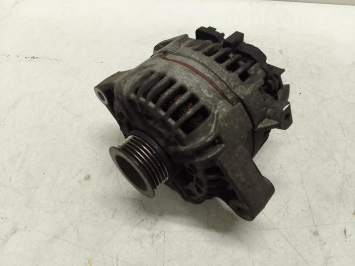Begagnade Dynamo Opel Meriva (A) 1.6 16V Pris € 50,00 Marginaltabell erbjuds av Autodemontage van de Laar