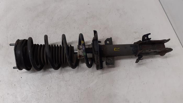 Front shock absorber rod, right from a Ford Fiesta 6 (JA8) 1.6 TDCi 16V ECOnetic 2013