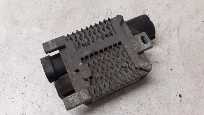 Cooling fan resistor from a Ford Fiesta 6 (JA8) 1.6 TDCi 16V ECOnetic 2013