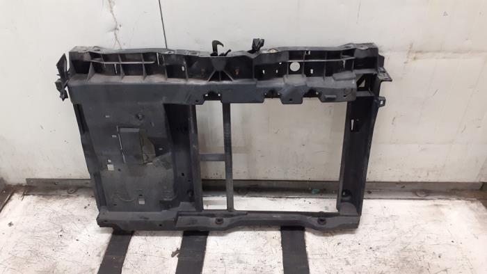 Begagnade Front Peugeot 207 Pris € 70,00 Marginaltabell erbjuds av Autodemontage van de Laar