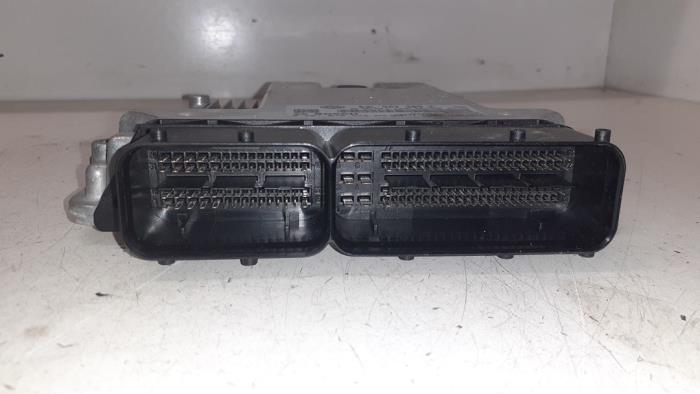Engine management computer Volkswagen Transporter/Caravelle T5, 2003 / 2015 2.0 TDI DRF, Minibus, Diesel, 1.968cc, 75kW (102pk), FWD, CAAB, 2009-09 / 2015-08, 7E; 7F; 7H (Used)