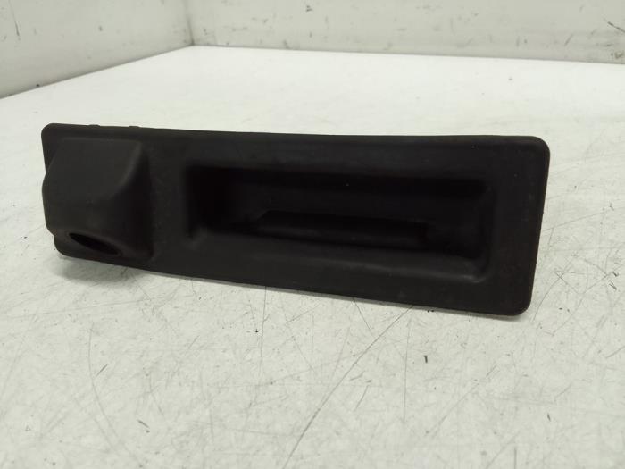 Tailgate handle BMW X5 xDrive 40e PHEV 2.0 ZWART - 7345700