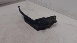 Used Support (miscellaneous) Seat Leon (1P1) Price on request offered by Autodemontage van de Laar