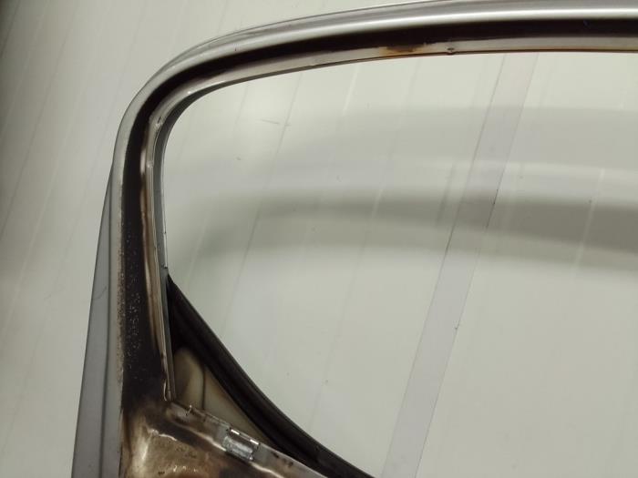 Tür 4-türig links hinten van een Opel Corsa E 1.3 CDTi 16V ecoFLEX 2017